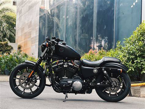 kovový model Harley-Davidson Iron 883