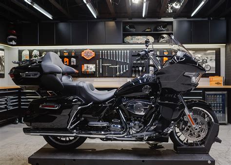 Harley-Davidson Road Glide Limited zepředu