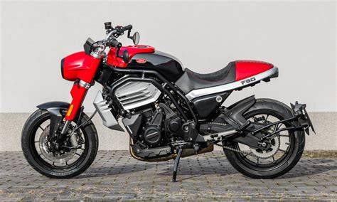 Jawa 730 Twin motocykl