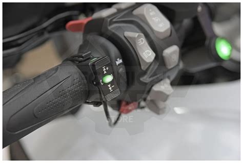 Bezdrátové TMPS senzory na motocyklu