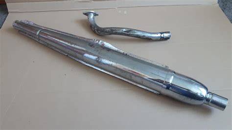 téma obrázku: výfuk Jawa 23 Mustang detail