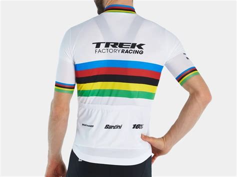 zadní kapsy cyklistického dresu