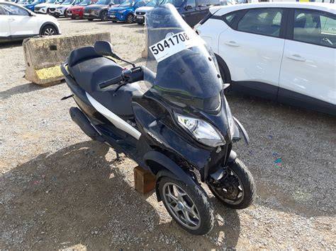 Identifikace Piaggio MP3 podle VIN