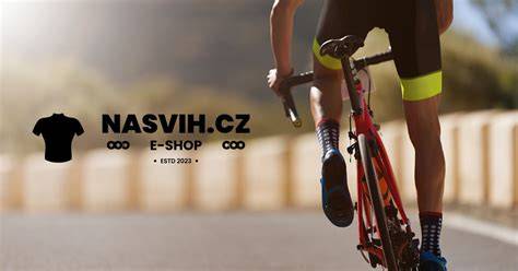 cyklistické vybavení a doplňky v prodejně
