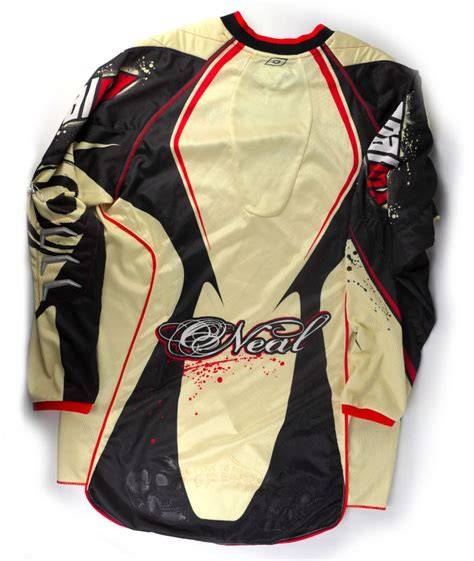 motokrosový dres přes chrániče