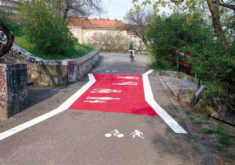 Stezka pro chodce a cyklisty Tichá Frenštát
