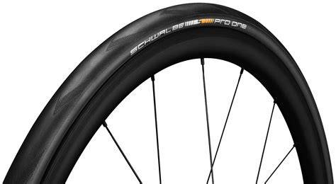 řez silničním pláštěm Tubeless Easy
