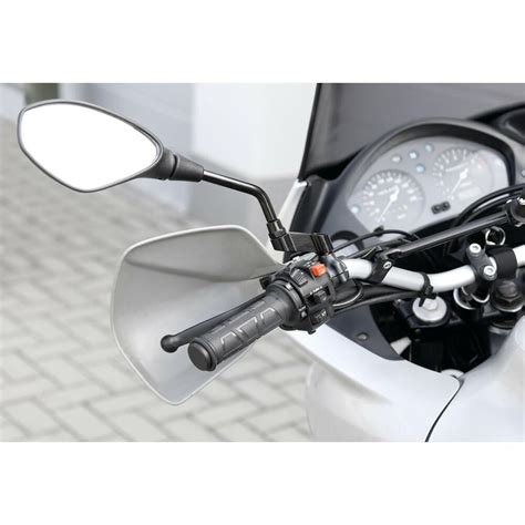 prodloužení zrcátek na motocyklu