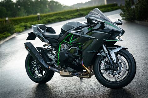 Silniční a terénní RC motorky