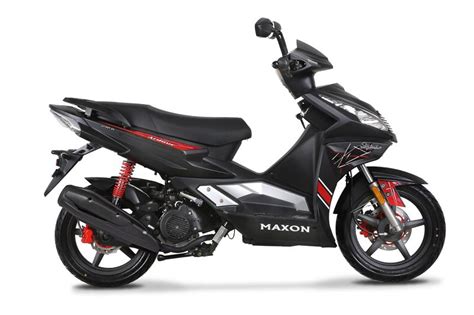 kovový model skútru Maxon Ardour 125