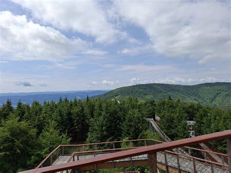 výhledy z Radhoště a panorama Beskyd