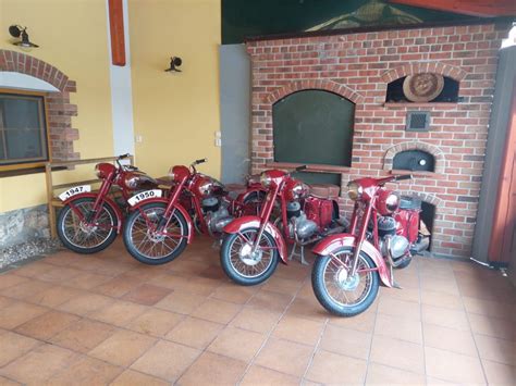 distributoři a značky motocyklů