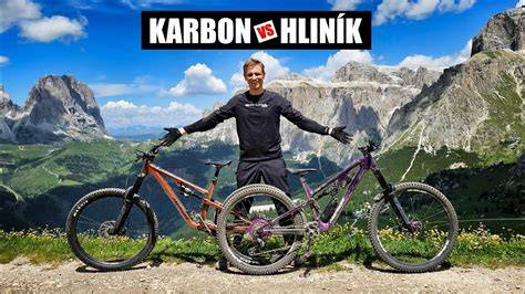 infografika: porovnání karbon vs hliník