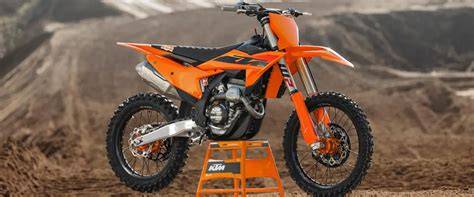 Proces montáže palivového čerpadla do KTM SX-F 350