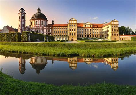 barokní zámek a park v Duchcově